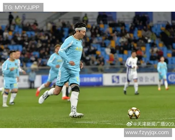 18号足球明星的传奇之路与辉煌成就全景回顾